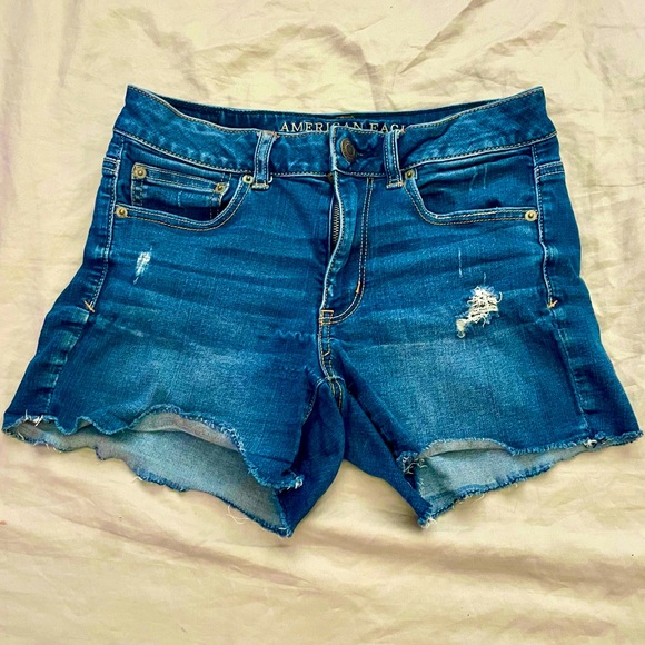 American Eagle Outfitters Distressed Women’s Stretch Cutoff Shorts, Size 6 - Picture 8 of 10